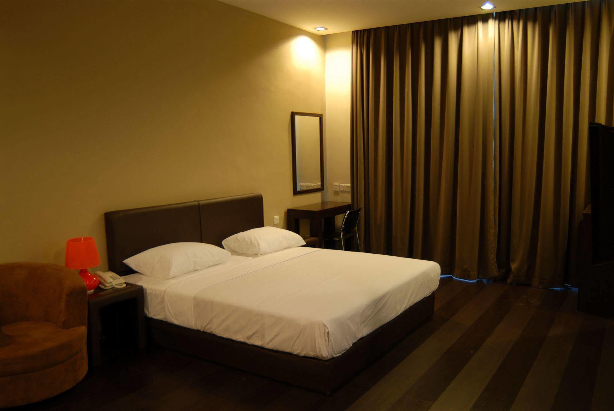 Manja Hotel 2*